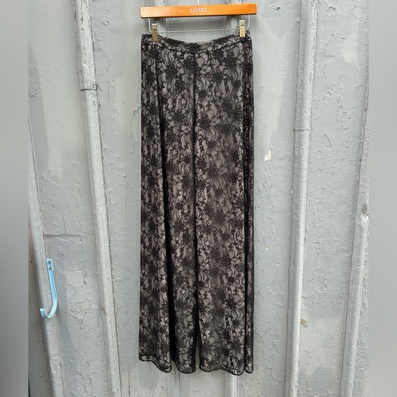 Alice & Olivia Black Lace wide leg trousers, size 0 - Picture 2 of 9